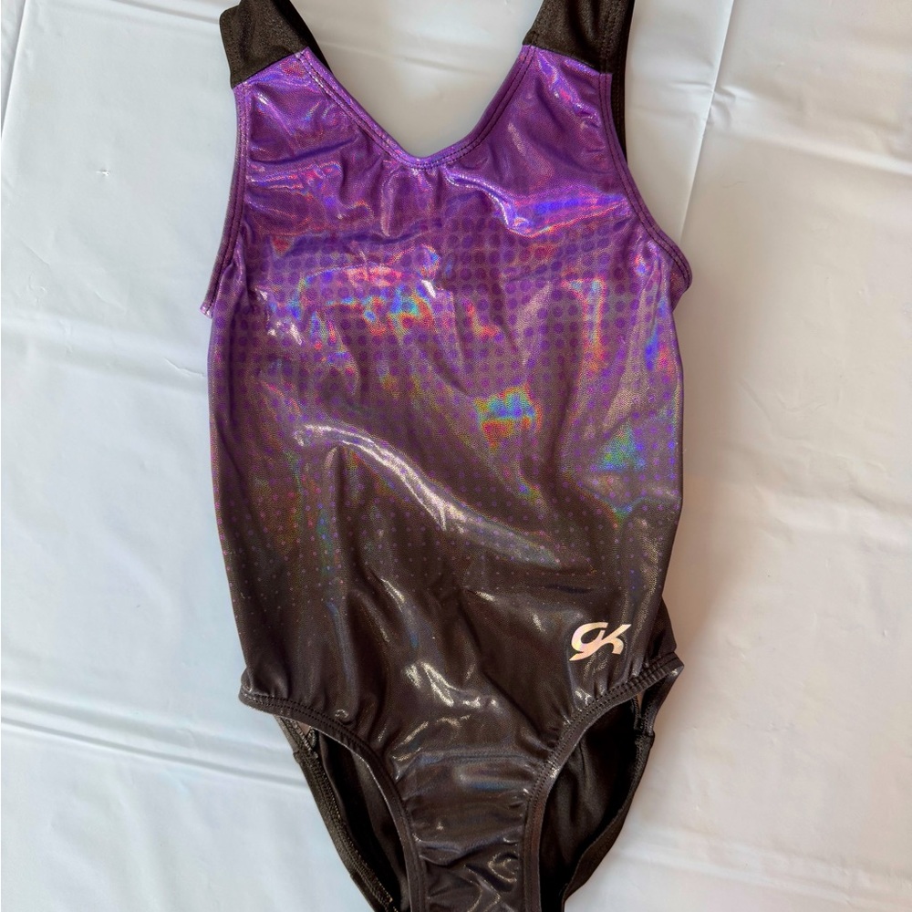 New! GK girls Leo size child medium
